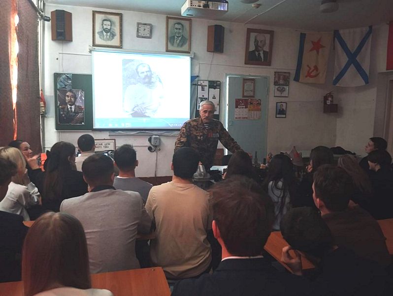 В гостях у преподавателя технической механики.